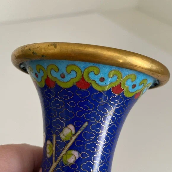 Pair of Vintage Matching Blue Chinese Cloisonné Brass Vases - Picture 4 of 12